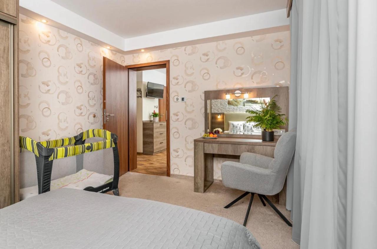 Apartamenty Czarny Kormoran Hel Exterior foto